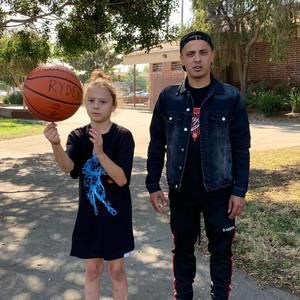 Meet your Posher, Beni